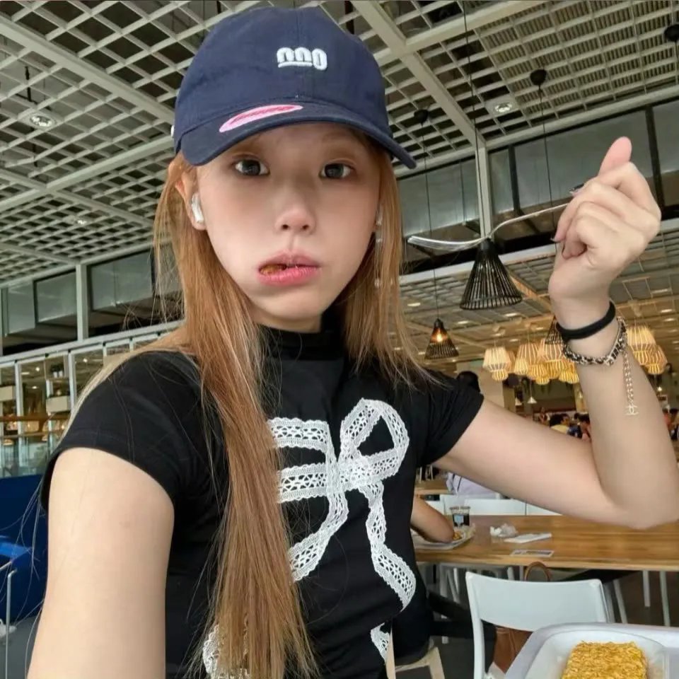 山林中头一个女人
